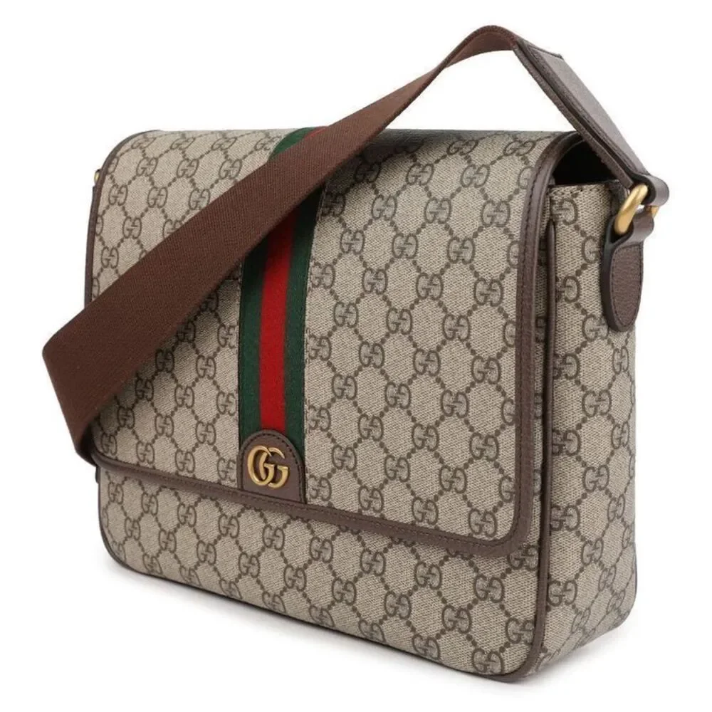 Opidia Medium Messenger Bag